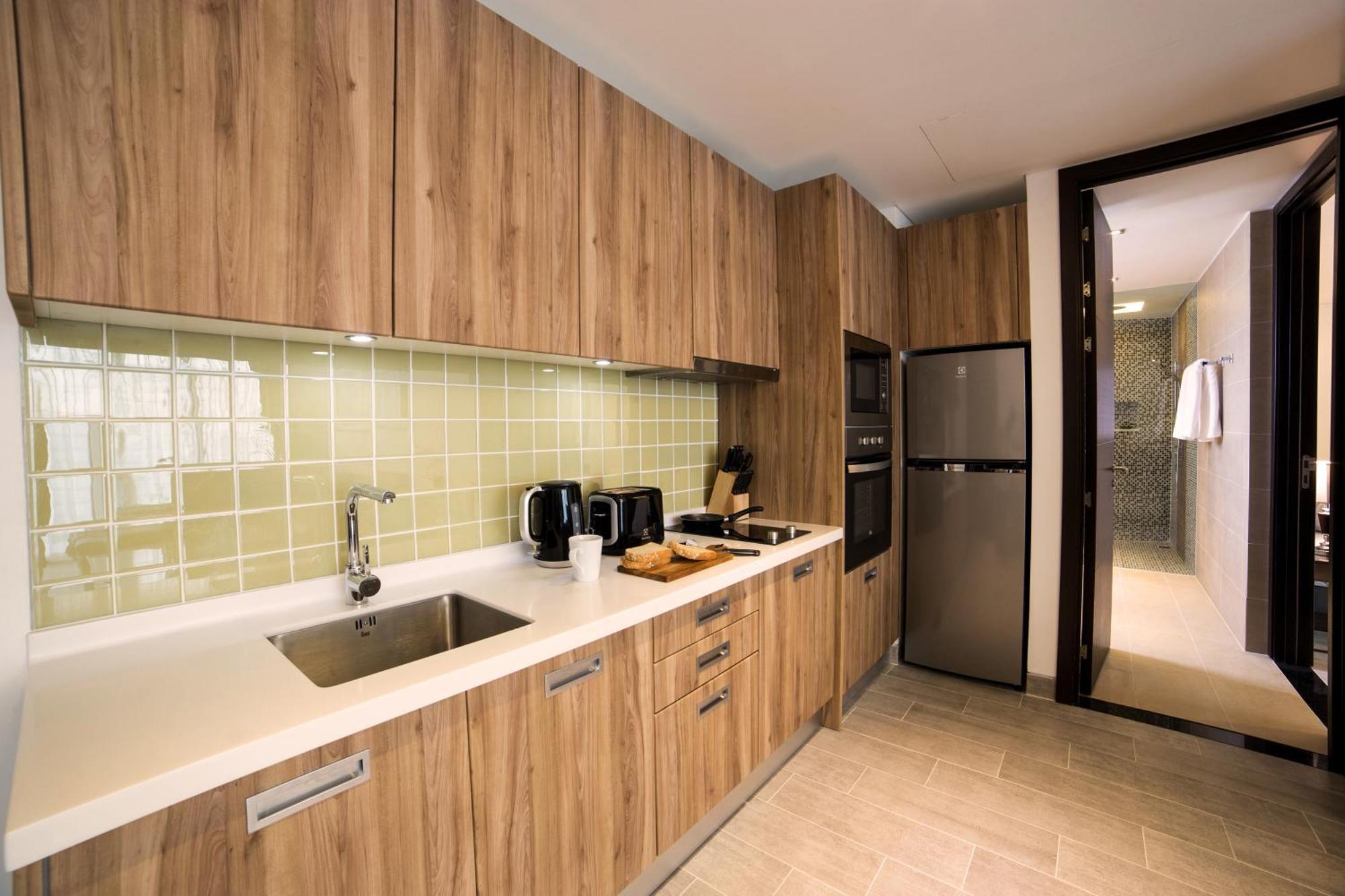 Lets Phuket Twin Sands Resort & Spa Patong Luaran gambar